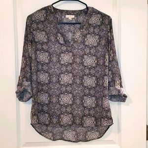 Tappered V Neck Blouse